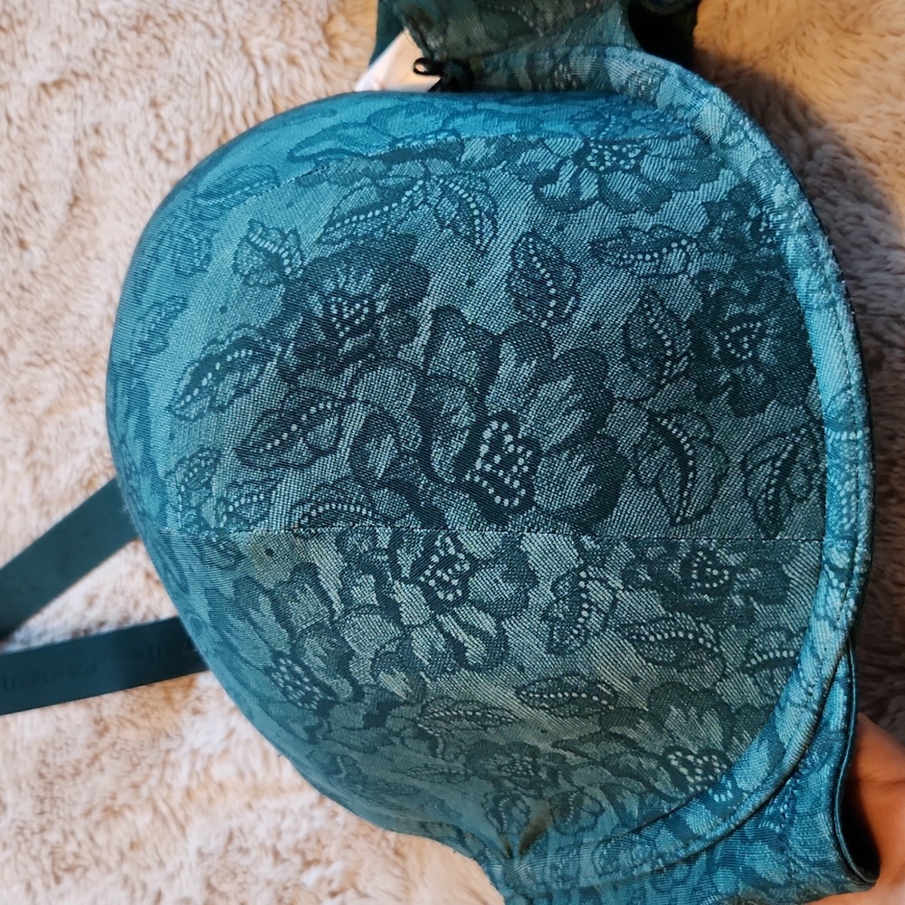 Cacique Lightly Lined Tshirt Bra - Picture 3 of 13